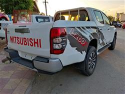میتسوبیشی L200